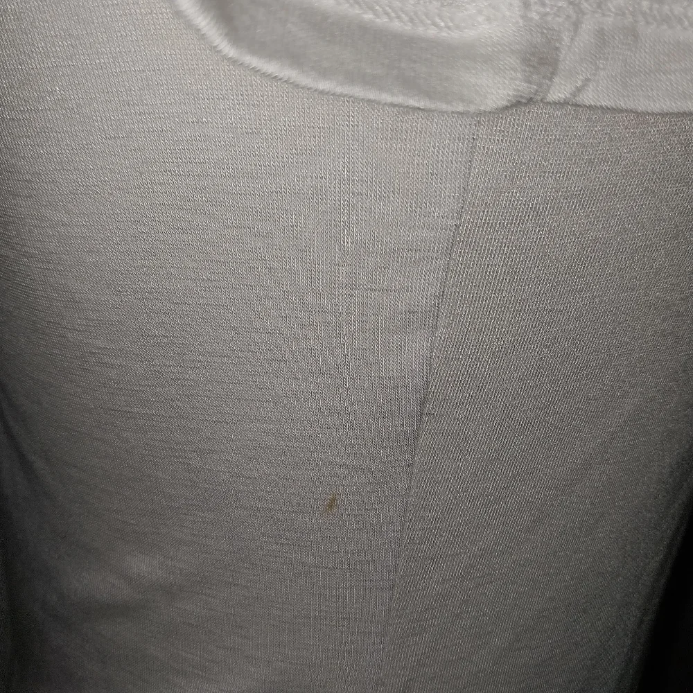 NWT No Boundaries Juniors White Braided V Neck Top Size 7-9 - Picture 11 of 15